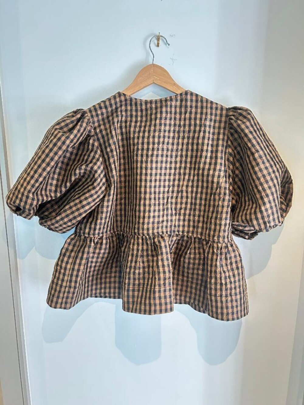 Women Blouse - Picture 1 of 2